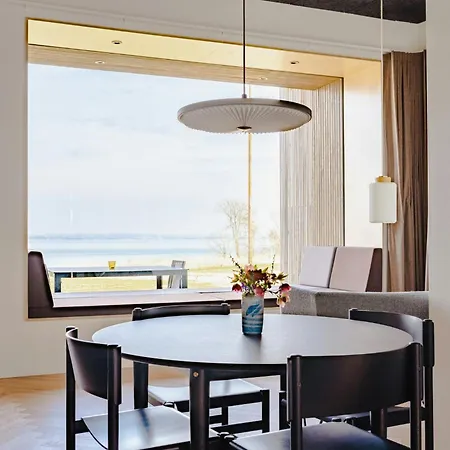 Experience Majestic Nature On Helnaes Hébergement de vacances