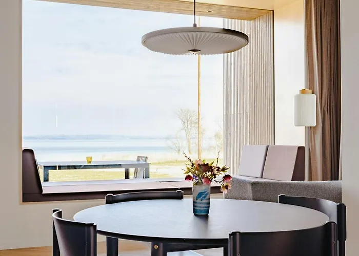 Experience Majestic Nature On Helnaes Сasa de vacaciones